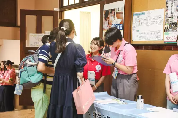 「神戸女学院大学が7月25日・26日にオープンキャンパスを開催 ― 卒業生による特別講座や各学部・学科のミニ講義などを実施」の画像