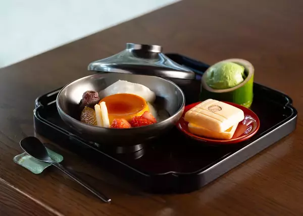「【翠嵐 ラグジュアリーコレクションホテル 京都】お椀で愉しむ、懐かしくも新しい味わい「八翠のプリン・ア・ラ・モード」を販売開始」の画像