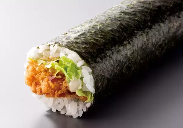 「海鮮や北海道富良野産ロースかつなどの食材を使用した全４種のとんでんの『恵方巻』をご予約受付中！食品ロスにも配慮して必要な分だけ手巻きしてご用意」の画像