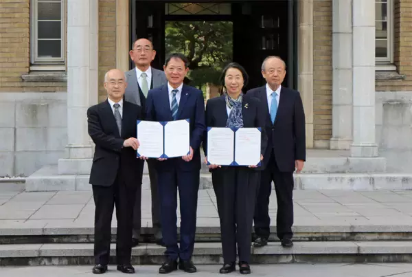 「白梅学園高等学校・清修中高一貫部が新たに東京女子大学と高大連携協定を締結 ― 津田塾大学、実践女子大学、日本女子大学とあわせて4女子大学との連携体制を構築」の画像