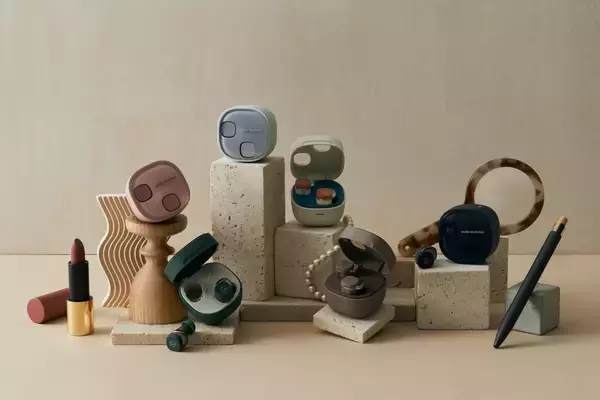 スクエアデザインの「SQ」シリーズから新モデルの完全ワイヤレスイヤホン『ATH-SQ1TW2NC』が登場