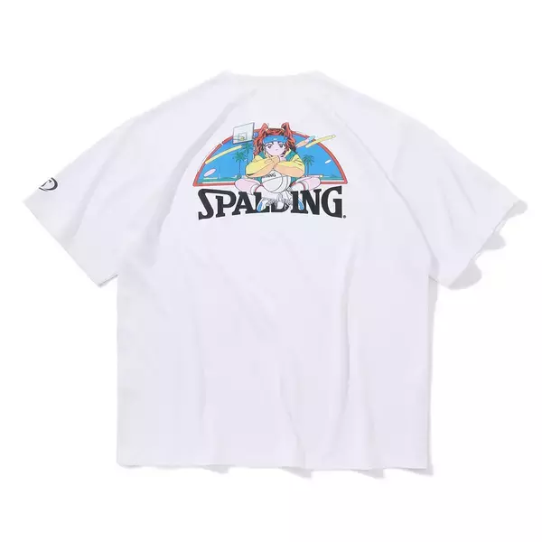 「1980~90年代のレトロでポップなデザインを採用バスケットボールやアパレル、バッグなど限定コレクションが12月12日より順次発売」の画像