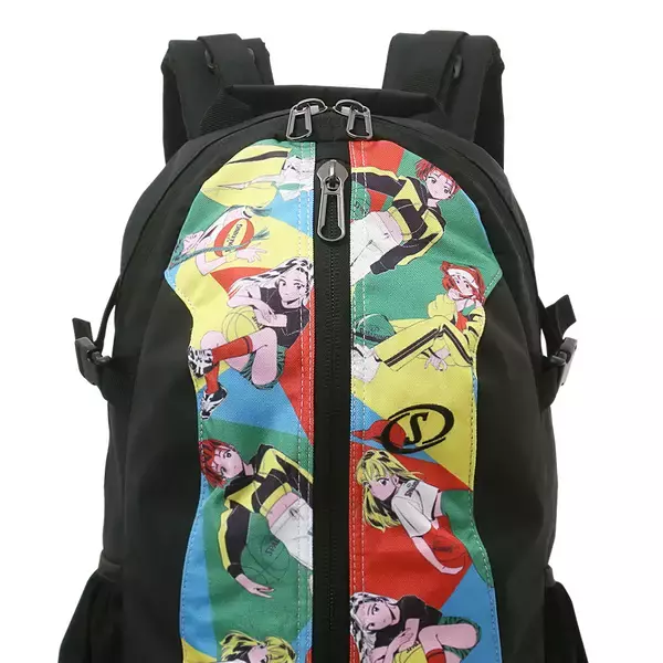 「1980~90年代のレトロでポップなデザインを採用バスケットボールやアパレル、バッグなど限定コレクションが12月12日より順次発売」の画像