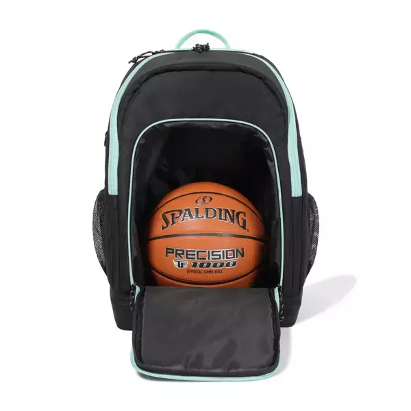 「SPALDING “MATE BOX 33(メイトボックス33)” 大容量バスケットボールコンパートメントをはじめ多彩な機能を備えたデイリーシーンでも活躍するボックスタイプのバックパックが登場」の画像