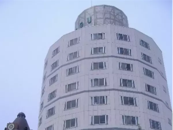 「ななめドラム式洗濯乾燥機で寮生活の満足度向上へ　LAUNDROOM を青森中央学院大学の学生寮に導入」の画像