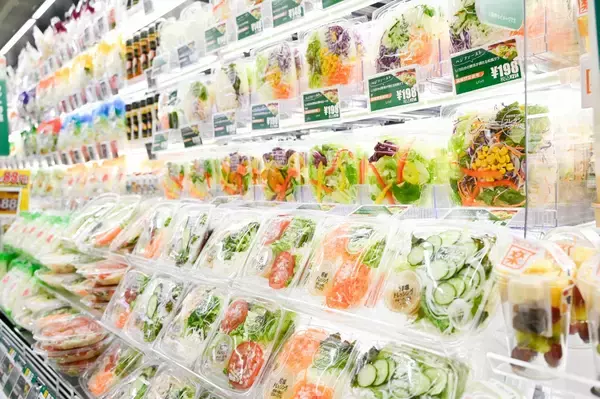 「スーパーみたいでスーパーじゃない「驚楽（きょうらく）の殿堂 ロビン・フッド」1号店「ロビン・フッド甚目寺店」グランドオープン！」の画像