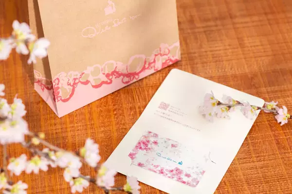 「【キル フェ ボン】桜が舞う春の情景を一枚に込めて。春の大切な瞬間に寄り添う、初の桜デザイン ギフトカード登場！」の画像