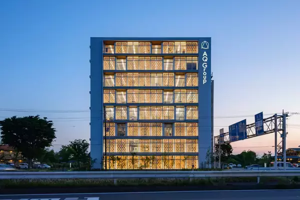 「“純木造８階建て” AQ Group本社ビル「日本建築学会 作品選奨」選出、「木の建築賞」受賞で累計8つ目の表彰」の画像