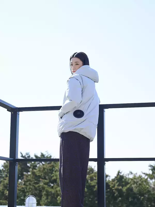 「【男女兼用の“歩く扇風機”ウエア】「空調服® 晴雨兼用 UV マウンテンパーカー」CROSS FUNCTIONから発売」の画像
