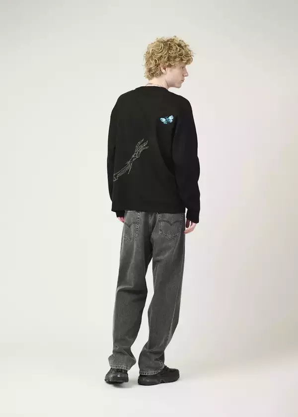 「『ティム・バートンのコープスブライド』とグラニフがコラボレーション！ダークでロマンティックな作品からスウェットやブルゾン、バッグなど11アイテムが登場」の画像