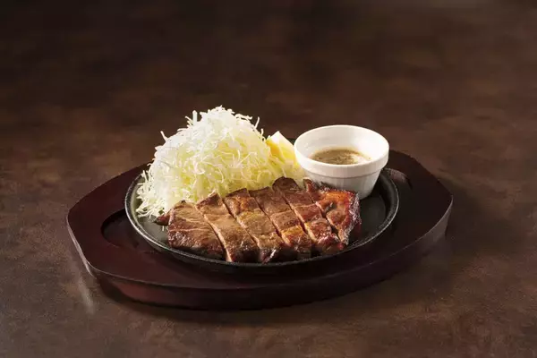 「低温調理で仕立てたローストポークやスープ仕立てのスパゲッティなどデニーズのメニューを大幅リニューアル2025年6月18日（水）」の画像