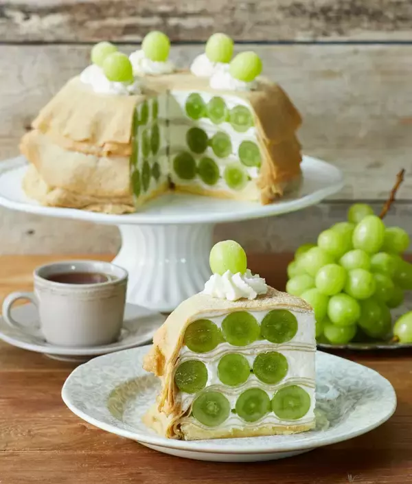 「【Afternoon Tea LOVE&TABLE】"シャインマスカット" や “渋皮栗” など、秋のミルクレープ3種を発売！マロン×ピスタチオの新作クレープセットも」の画像