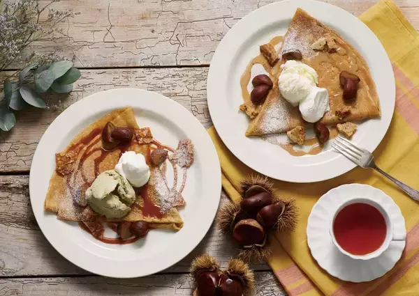 「【Afternoon Tea LOVE&TABLE】"シャインマスカット" や “渋皮栗” など、秋のミルクレープ3種を発売！マロン×ピスタチオの新作クレープセットも」の画像