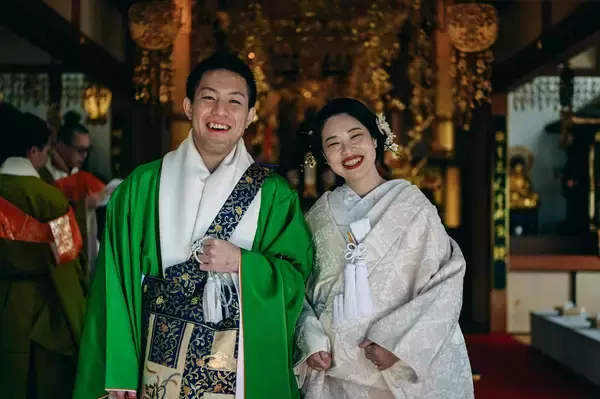 「波瀾万丈の人生を面白おかしく描く作家・岸田奈美さん夫妻が「新婚さんいらっしゃい！」に登場！結婚相手は、ダメ男を見抜く力のある弟が認めた、副住職かつ舎弟！？」の画像