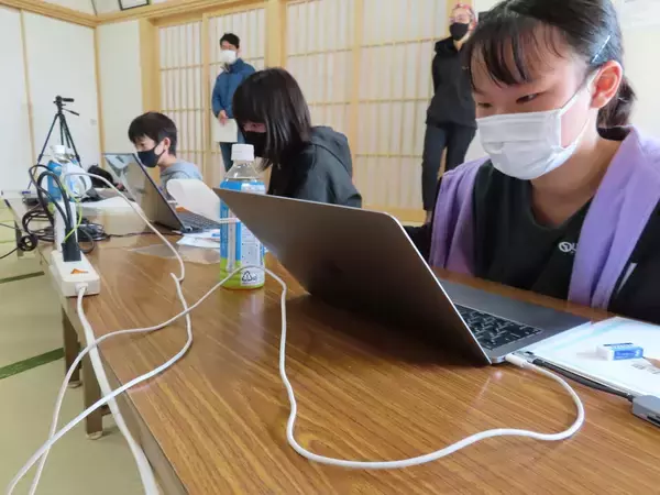 「高知県室戸市からメタバースを発信！小学生がVRでツリーハウスを制作」の画像