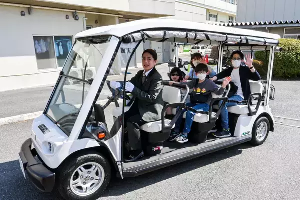 相模原市のリニア駅横イノベーション創出促進拠点「FUN+TECH LABO」イベントでグリーンスローモビリティを運行