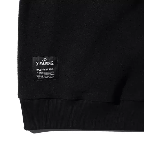 「COURTSIDE FREECE（コートサイドフリース）シリーズプレー前のアップ、移動時に身体を暖かく包み込む軽量で防寒性に優れる機能的なフリースウェアシリーズ 好評発売中」の画像