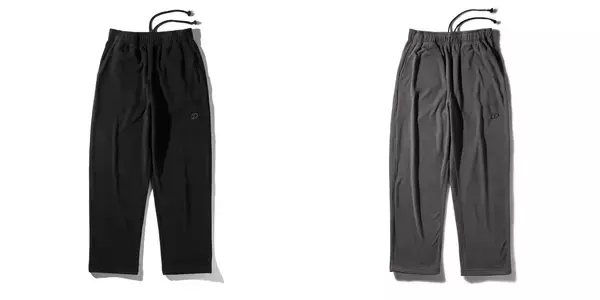 「COURTSIDE FREECE（コートサイドフリース）シリーズプレー前のアップ、移動時に身体を暖かく包み込む軽量で防寒性に優れる機能的なフリースウェアシリーズ 好評発売中」の画像