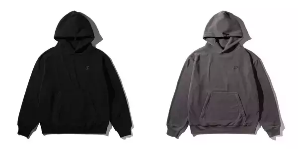 「COURTSIDE FREECE（コートサイドフリース）シリーズプレー前のアップ、移動時に身体を暖かく包み込む軽量で防寒性に優れる機能的なフリースウェアシリーズ 好評発売中」の画像