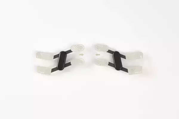 「あご下を引き上げて鍛える*¹『フェイスラインリフトアップバンド』が新登場」の画像