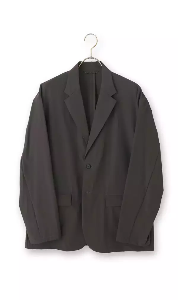 「洋服の青山『初』、夏の新たな正装として「ハーフパンツ」を提案！スーツのプロが企画したビジネスでも安心なデザイン」の画像