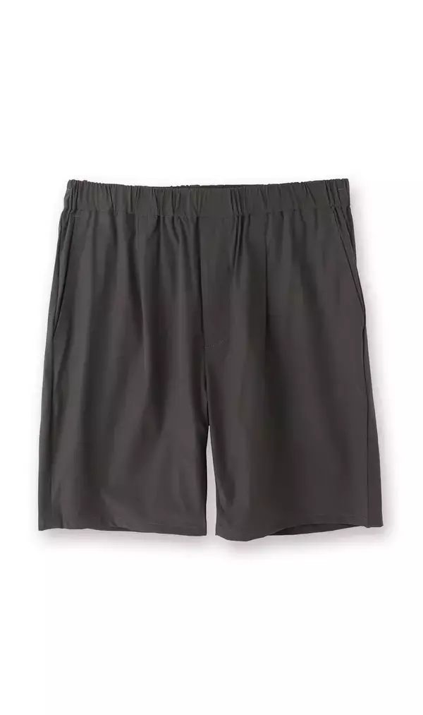 「洋服の青山『初』、夏の新たな正装として「ハーフパンツ」を提案！スーツのプロが企画したビジネスでも安心なデザイン」の画像