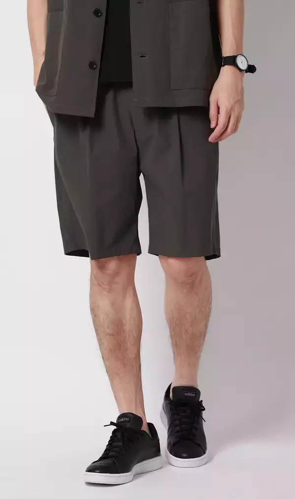 「洋服の青山『初』、夏の新たな正装として「ハーフパンツ」を提案！スーツのプロが企画したビジネスでも安心なデザイン」の画像