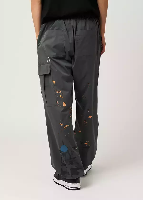 「グラニフとアニメ『チェンソーマン』が初コラボレーション！デンジやポチタをはじめ、マキマ、早川アキ、パワーなどのメインキャラクター達をデザインした全21アイテムが登場」の画像