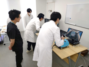 埼玉医科大学が将来の外科医不足解消に向けた取り組み「ユース モロリンピック」を開催