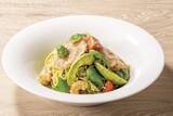 「デニーズ　夏の大人気メニューが再び！飯田商店監修「アジアン冷やし豆乳担々麺」＆「生ハムとアボカドの冷製ジェノベーゼ～カペリーニ」5月20日（水）より販売」の画像3