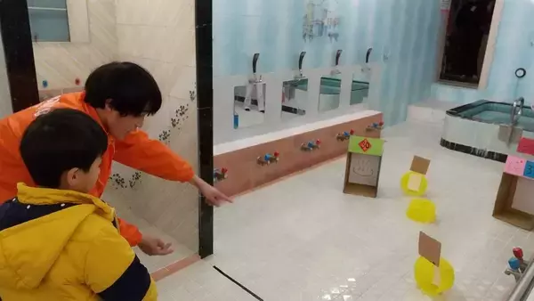 「【拓殖大学×跡見学園女子大学 】地域の銭湯をPR！～「行こうよ！文京浴場♨️～学生プロジェクト～」の学生が大黒湯にて「銭湯大学学園祭 春の縁日」を開催しました」の画像