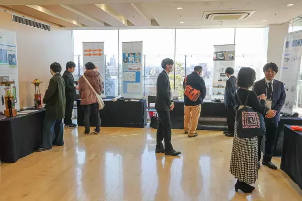 「【拓殖大学】第36回工学部デザイン学科 卒業展／大学院 修了展を文京キャンパスで開催～デザインの未来を担う若き才能が集結」の画像