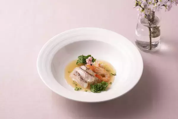 「【軽井沢マリオットホテル】春の軽井沢で、桜と信州の旬を楽しむ限定コース　ディナーコース「Prime Shinshu -Spring-」を発売」の画像