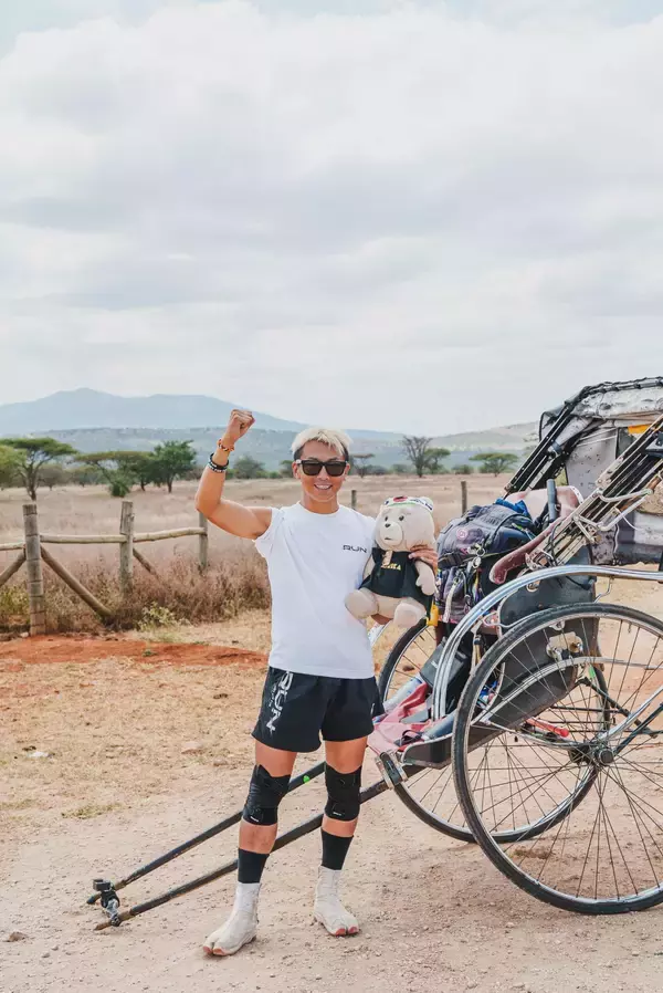 「アメリカンシーフードレストラン「ババ・ガンプ・シュリンプ」世界を人力車で旅する「ガンプ鈴木」氏とのコラボイベントを開催」の画像