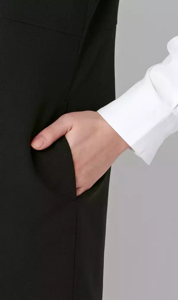 「「午前は式典、午後は仕事」を1着で完結！ビジネスにもオケージョン（式典）にも使える「ビジオケセットアップ」を発売」の画像