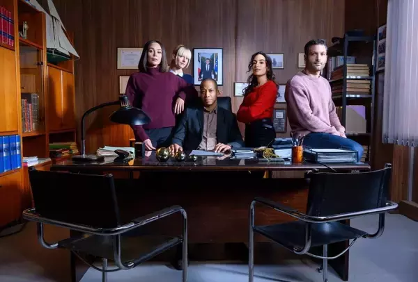 「『アストリッドとラファエル 文書係の事件録』シーズン6、NHK総合で放送決定」の画像