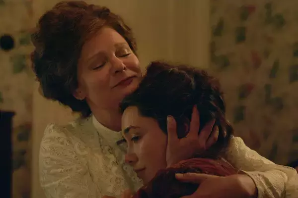 「フローレンス・ピュー主演のNetflixドラマ『エデンの東』予告編＆新場面写真解禁！」の画像