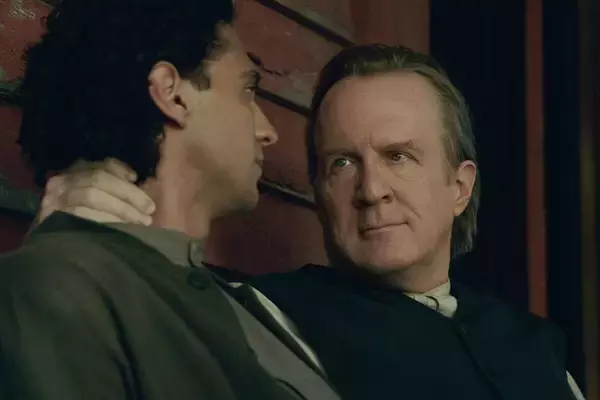 「フローレンス・ピュー主演のNetflixドラマ『エデンの東』予告編＆新場面写真解禁！」の画像
