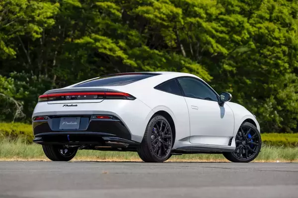 「新型プレリュードは顔で主張しない…そんな「すっぴんデザイン」って何？　担当デザイナーが語る」の画像