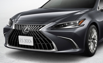 レクサスESが一部改良で予防安全技術と先進装備を進化。特別仕様車「Graceful Escort」を新設定