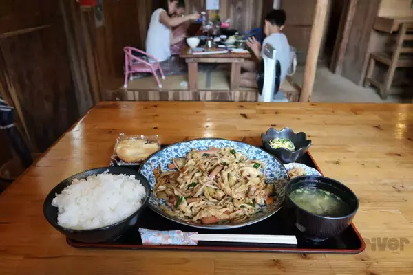 「“怪獣”的要素満載な8本足をド撮！ 「三好秀昌のニッポン探訪・取材ウラ話　第26回〜ヤシガニ」」の画像