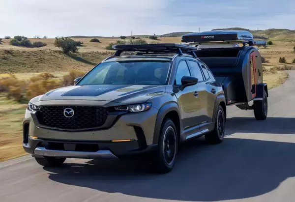 マツダ、北米専用車CX-50を広島本社に展示！　日本で唯一、実車を見られる場所
