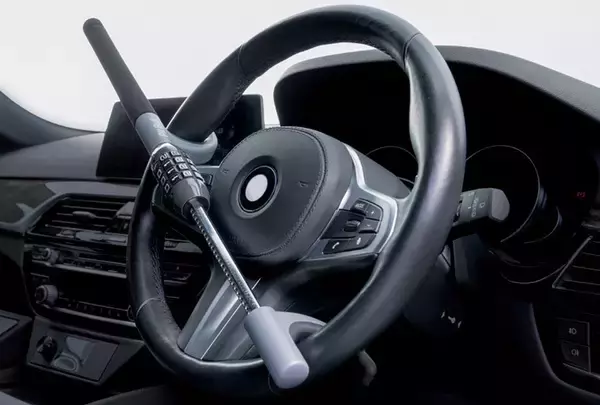 【軽量×高強度】エーモンから扱いやすいハンドルロックが登場。軽量・コンパクトで高強度の耐切断性が特徴