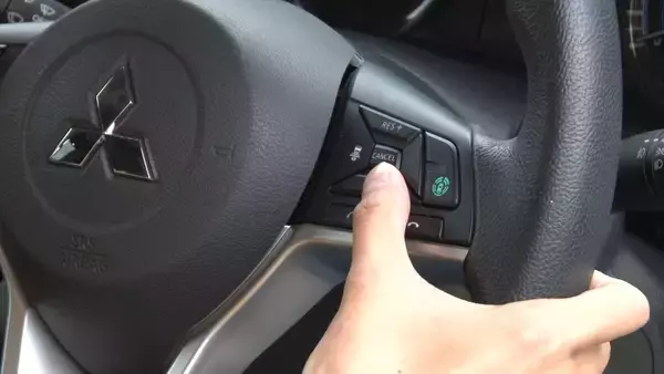 「シリーズ・軽自動車ってホントに安全？　クルマ初心者と藤トモが体感…イマドキ軽の安全装備事情②［最新の運転支援機能編］」の画像