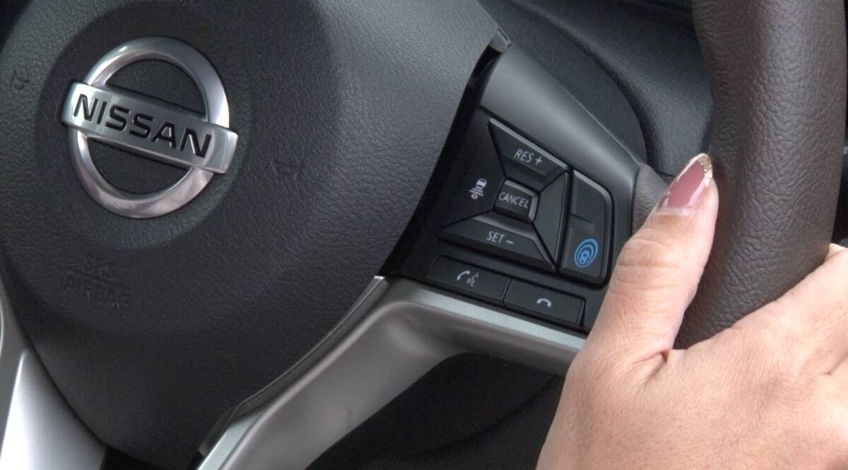 シリーズ・軽自動車ってホントに安全？　クルマ初心者と藤トモが体感…イマドキ軽の安全装備事情②［最新の運転支援機能編］