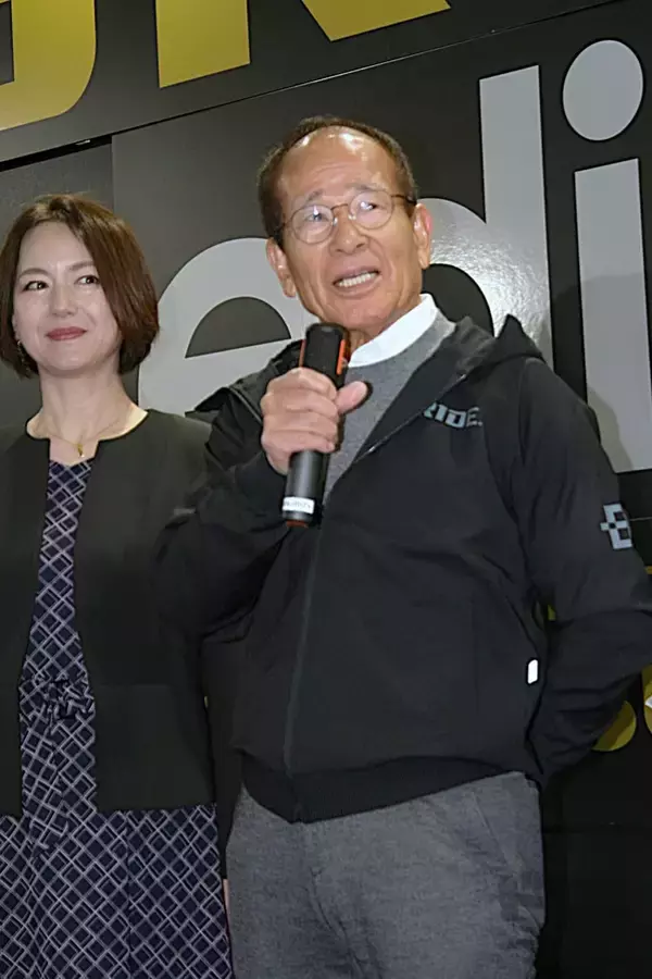 「激熱の「ブリッド」ブース！最新シートはスピーカー内蔵!?　豪華ゲストのトークショーも｜東京オートサロン2026｜」の画像