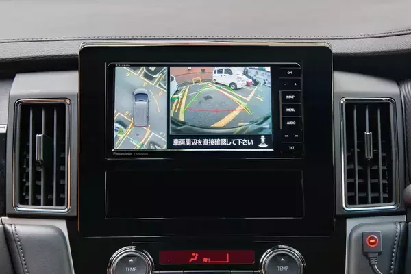 【最新モデルに適合】 デリカD:5のマルチアラウンドモニターを市販カーナビの大画面に映し出す｜データシステム カメラ接続アダプター