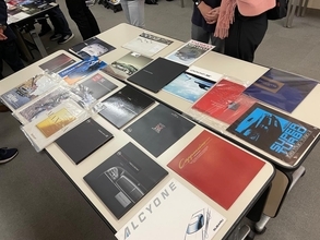 自動車のカタログ好きは集まれ！　ACC・JAPANが大阪交歓会を開催