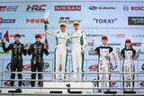 「【スーパーGT】王者No.36 au TOM’S GR Supra（坪井翔／山下健太）がGT500クラス4連覇に向けて1勝目獲得。GT300はNo.777 D’station Vantage GT3（藤井誠暢／チャーリー・ファグ）がポールtoウィン」の画像11