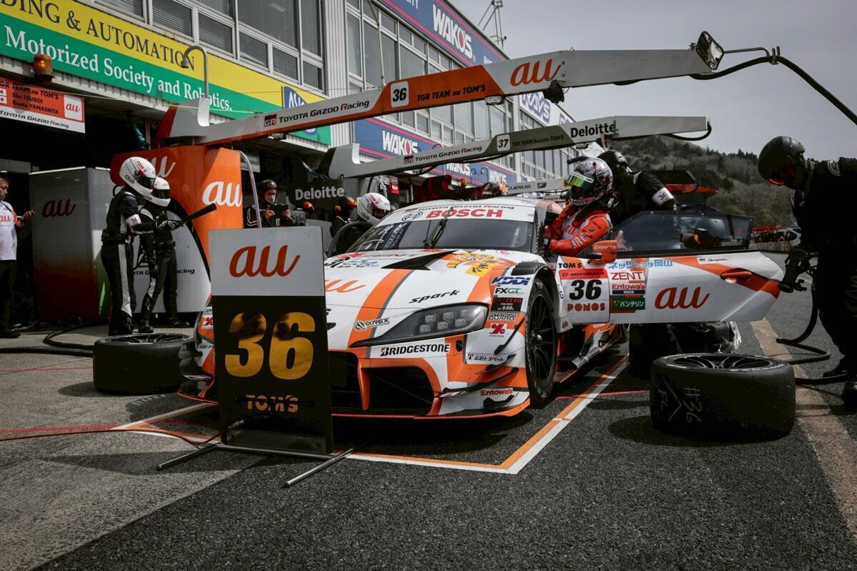 【スーパーGT】王者No.36 au TOM’S GR Supra（坪井翔／山下健太）がGT500クラス4連覇に向けて1勝目獲得。GT300はNo.777 D’station Vantage GT3（藤井誠暢／チャーリー・ファグ）がポールtoウィン
